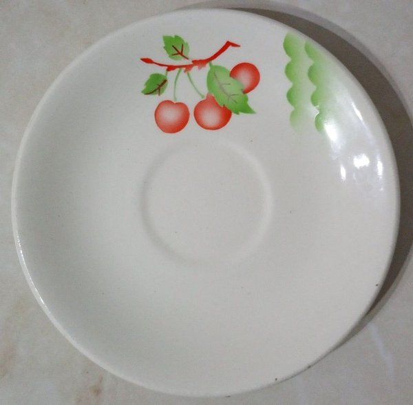 Platillo de Porcelana Checoslovaca Diseño Decó Cerezas y Hojas Verdes - imagen 1