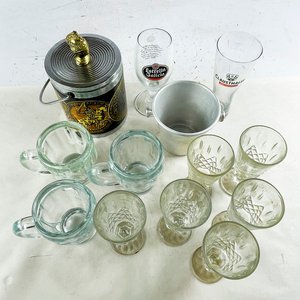 Juego de 13 piezas: Hielera vintage y copas de cristal prensado para cerveza - imagen 2