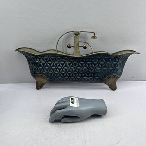 Lote siguiente: Adorno Decorativo Vintage Estilo Bañera con Grifería Metálica