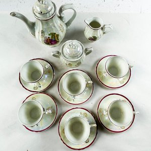 Quince piezas en porcelana para cafe escena romántica - imagen 5