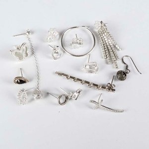 Lote de Abalorios y Dijes para Joyería: Mariposas, Cruces y Diseños Geométricos - imagen 2