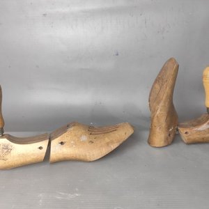 Par de Hormas para Zapatos de Madera Vintage Miller Trademark - imagen 3