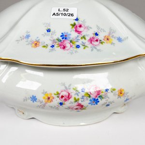 Guisera de porcelana checa con tapa, decoración floral - imagen 4