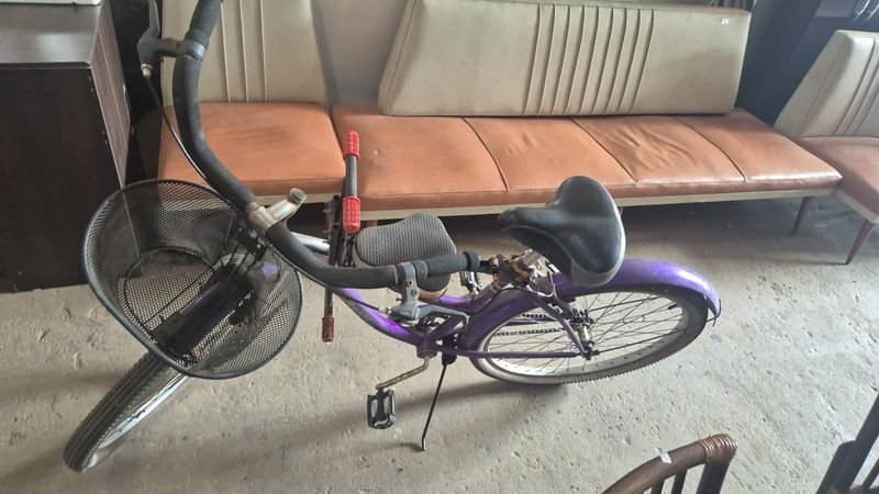 Bicicleta infantil con adaptador para llevar al niño - imagen 2