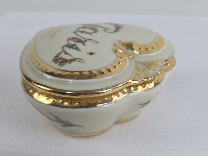 Item 901740 - Image 2