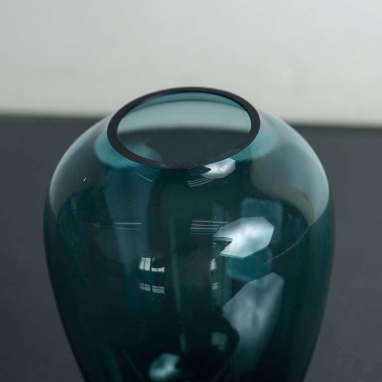 Florero de vidrio azul - imagen 2