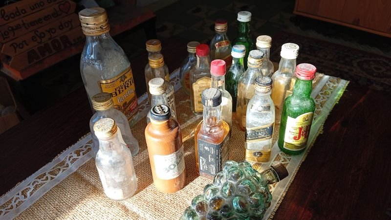 Lote de 20 Botellitas Antiguas de Colección