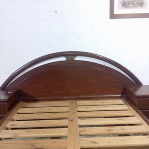 Cama de 2 plazas totalmente desarmable con 2 mesas de noche de 3 cajones - imagen 3