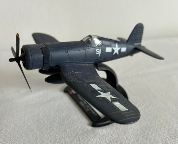 Maqueta Vought F4U Corsair 1/72 Segunda Guerra Mundial Coleccionable - imagen 1