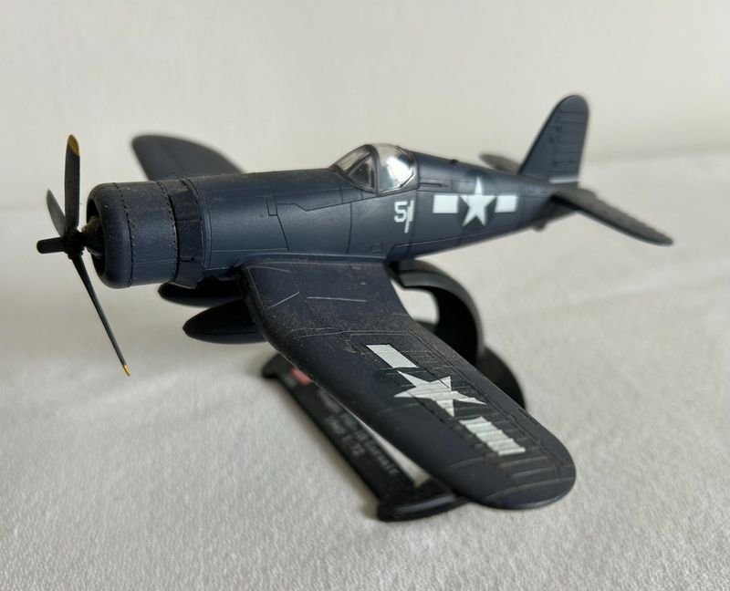 Maqueta Vought F4U Corsair 1/72 Segunda Guerra Mundial Coleccionable