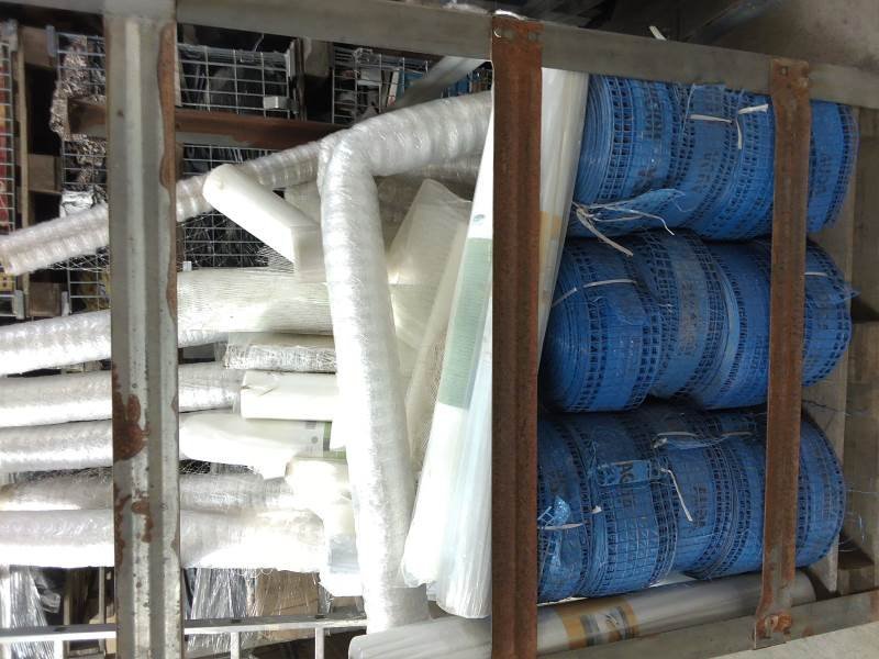 Lote de 45 Rollos de Mallas Varias para Cañería y Construcción