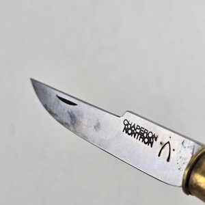 Cuchillo Plegable Chaperon Nonthron Mango de Madera - imagen 3