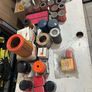 Lote siguiente: Lote de Filtros de Aceite y Combustible