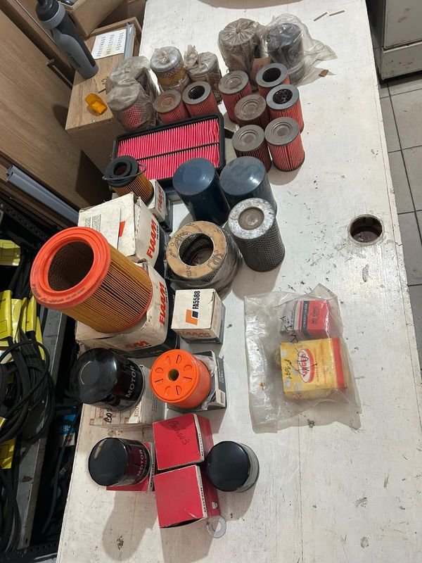 Lote de Filtros de Aceite y Combustible
