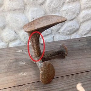 Pie de Zapatero Antiguo de Hierro Fundido - imagen 2