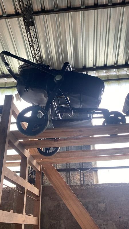Lote siguiente: Carro para bebé