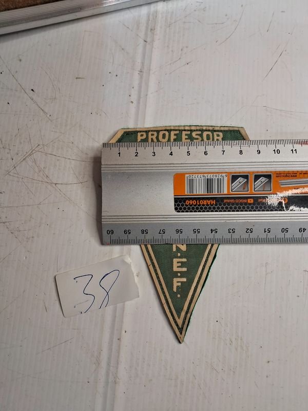Escudo en tela profesor C.M.E.F. - Raro y valioso - imagen 2
