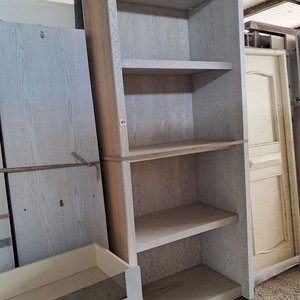 Lote anterior: Estantería de Roble Blanco con 4 Estantes