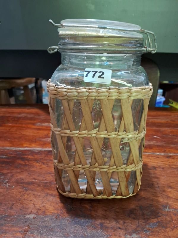 Item 886583 - Image 1