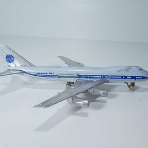 Avión a Escala Boeing 747 Jumbo Jet Die Cast Metal Tintoys - imagen 2