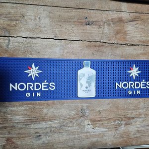 Lote siguiente: Bandeja Escurridora de Vasos "Nordés Gin" Azul