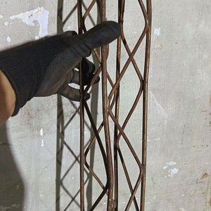 Lote de 4 Serchas Metálicas: 2 Cuadradas y 2 Triangulares - imagen 4