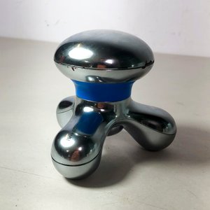 Lote de 4 piezas: Parlante, Plancha a Vapor, Reproductor DVD y Masajeador - imagen 3