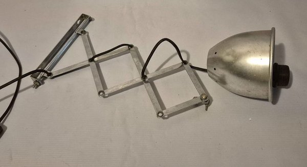 Maletín de Aluminio Porta Soporte Giratorio Dremel y Lámpara de Escritorio Articulada - imagen 4
