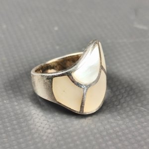 Lote de 4 Anillos: Plata con Nácar y Perla, Plateado con Circones, Alpaca Regulable - imagen 4