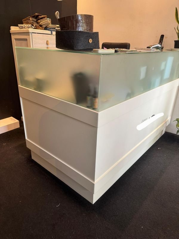 Item 829237 - Image 1