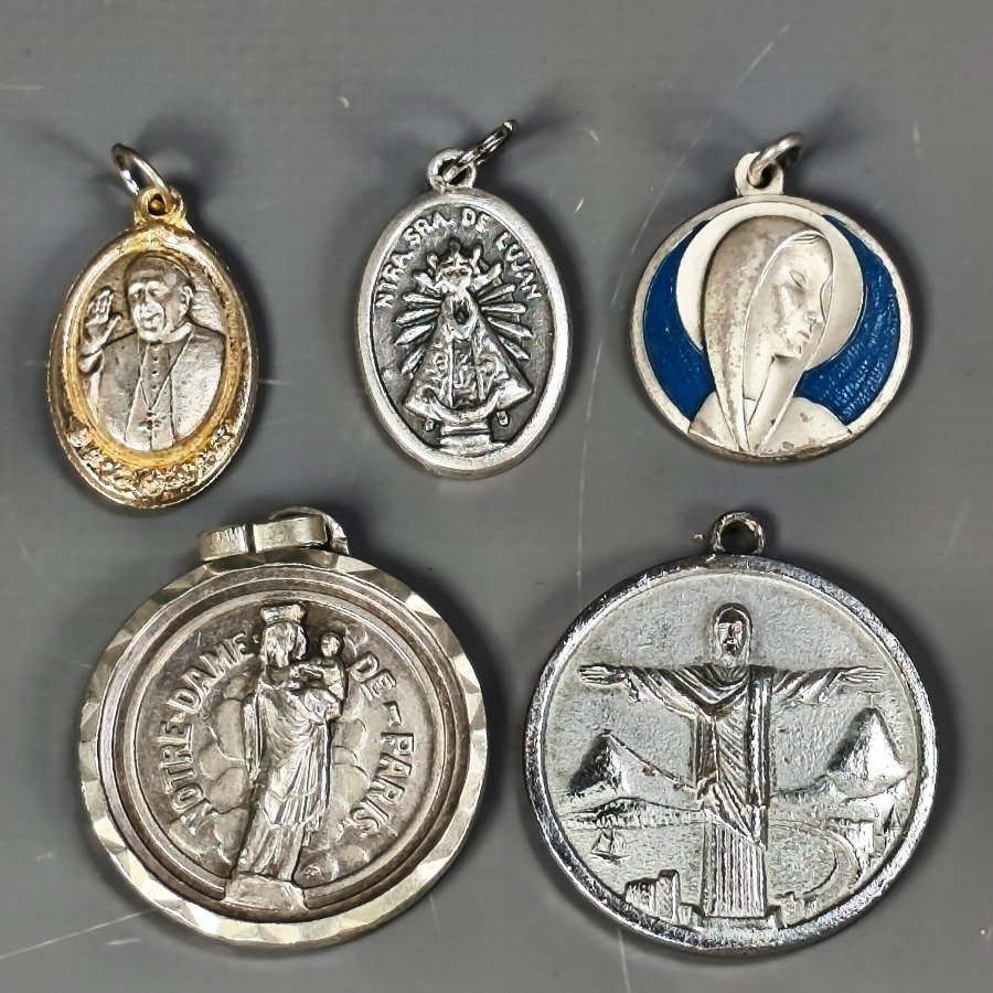 Item 16325 - Image 8