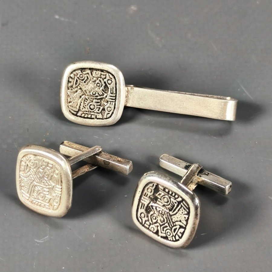 Item 16303 - Image 3