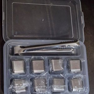 Set de 8 Cubos Refrigerantes de Acero Inoxidable para Bebidas - imagen 1