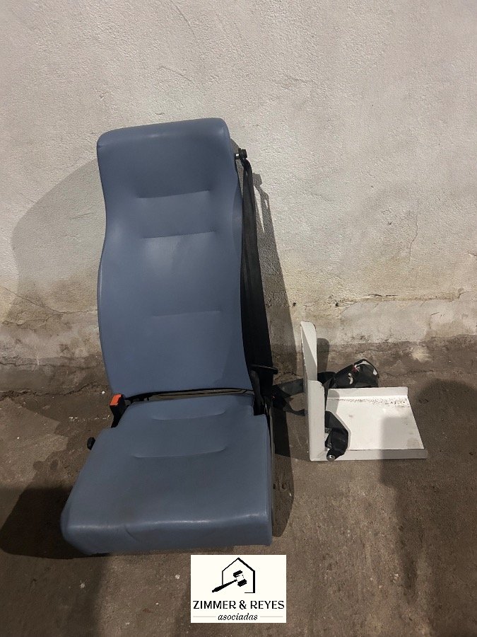 Asiento de Ambulancia con Cinturón de Seguridad
