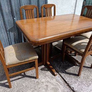 Juego de Comedor: Mesa de Madera con 6 Sillas - imagen 5