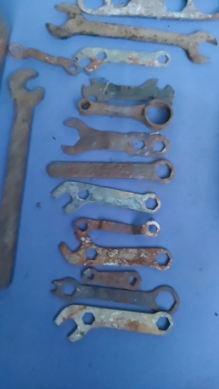 Colección de llaves y collares antiguos - imagen 5