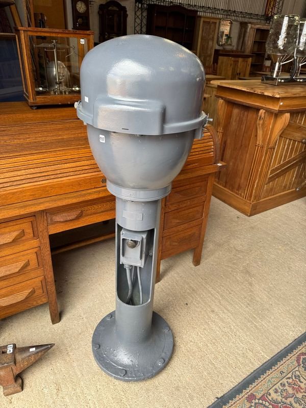 Item 877789 - Image 1