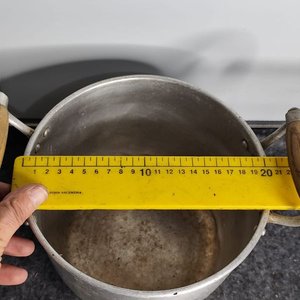 Olla Mediana de Aluminio con Tapa - imagen 3