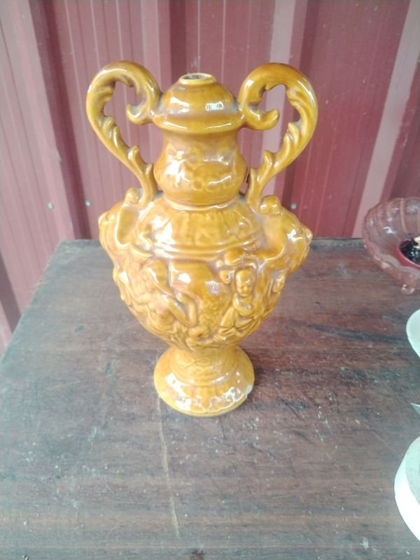 Item 845008 - Image 1