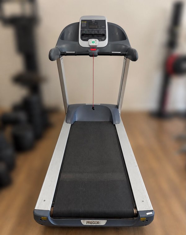 Caminador Precor USA con Elevación Funcional