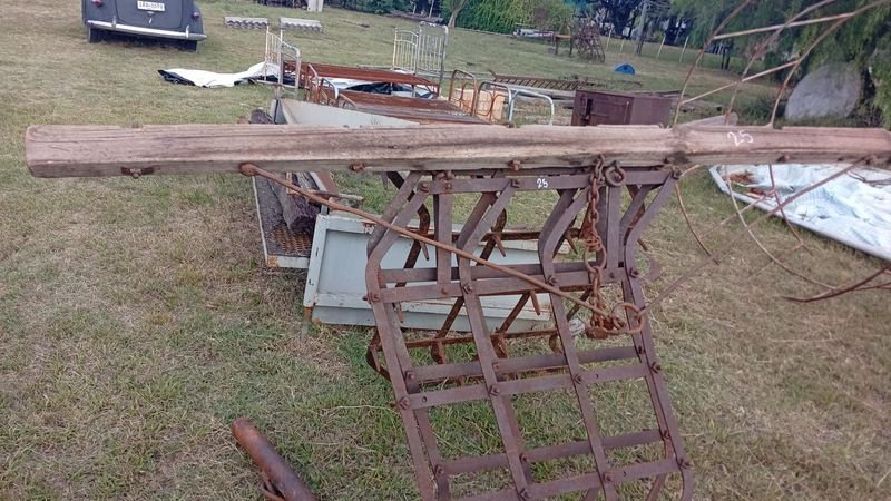Lote siguiente: Rastras livianas con balanzon para agricultura