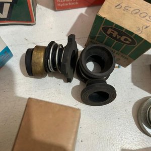 Lote de Sellos para Bomba de Agua Fralluga y Otros - imagen 5