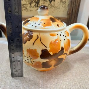 Tetera de Loza Esmaltada con Decoración Floral Estilizada - imagen 6