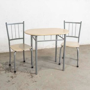 Lote siguiente: Mesa Desayunador con Dos Sillas Tapizadas
