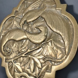 Placa de Bronce Macizo con Aves y Follaje en Relieve - imagen 4