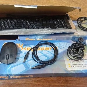Lote anterior: Lote de Informática: Teclados, Webcam, Mouse y Cables