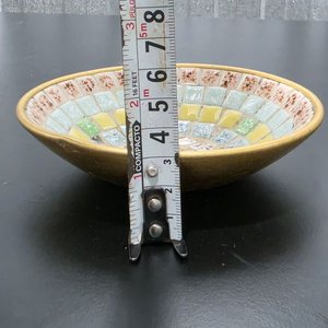 Lote de Platos Decorativos Coleccionables con Diseños Variados - imagen 10