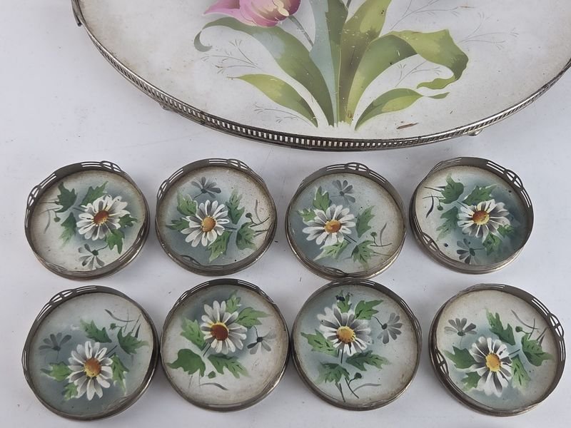 Gran bandeja y posavasos en mayolica alemana y metal para decoración del hogar - imagen 4