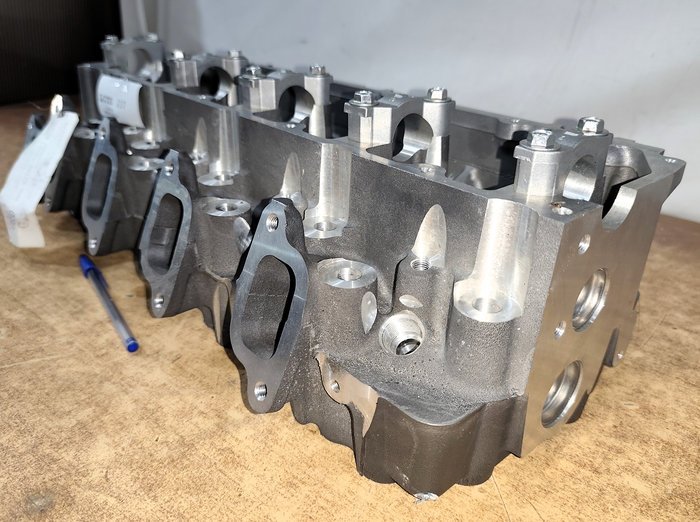 Tapa de cilindros para Toyota Hilux 3.0 Diesel - imagen 4