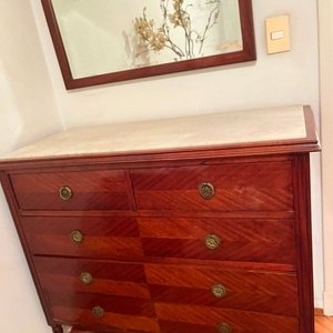 Lote siguiente: Espejo con Marco de Madera Rectangular
